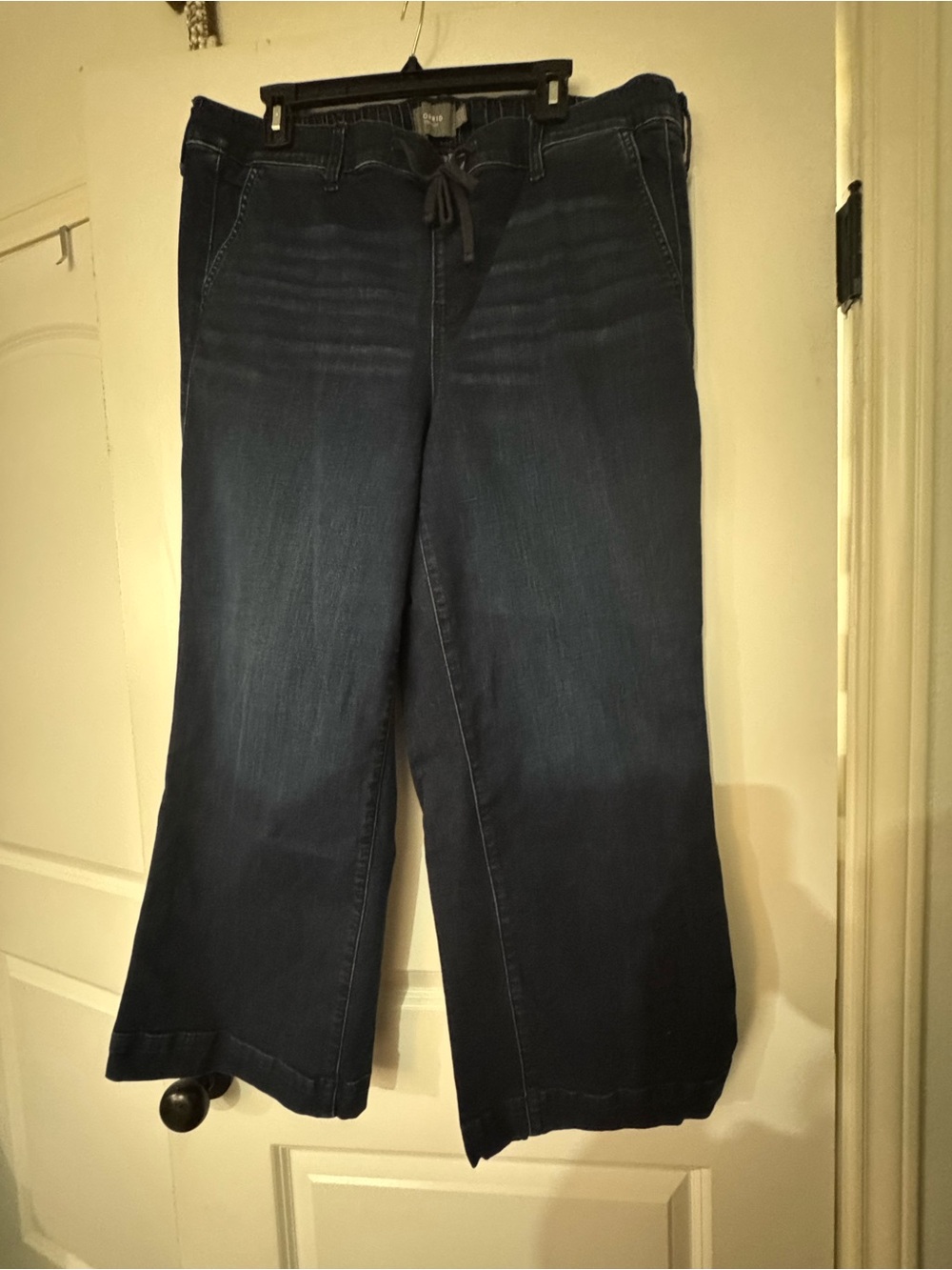 Torrid Weekend Wide-Leg Mid-Rise Jean